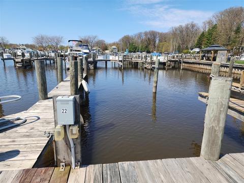 40 N Bailey #22, South Haven, MI 49090