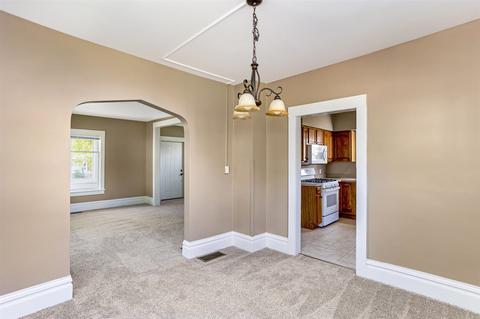 1402 1st, Jackson, MI 49203 photo 15