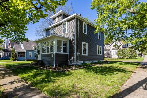 1402 1st, Jackson, MI 49203 photo 1