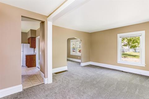 1402 1st, Jackson, MI 49203 photo 9
