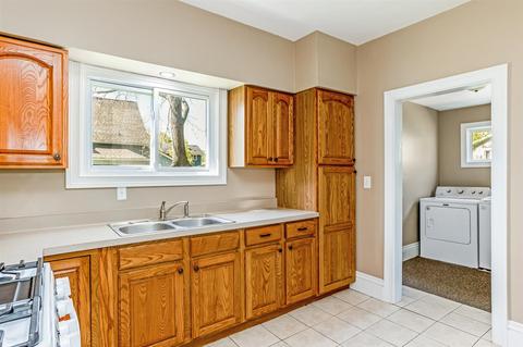 1402 1st, Jackson, MI 49203 photo 11
