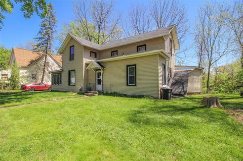124 S Constantine, Three Rivers, MI 49093 photo 4