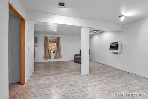 5163 Whites Brg, Belding, MI 48809 photo 14
