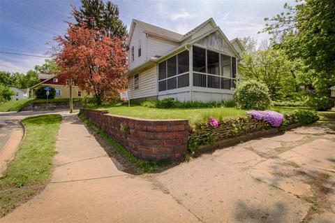 1924 S Burdick, Kalamazoo, MI 49001