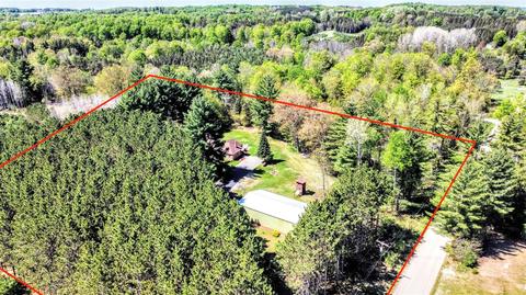 18601 3 Mile, Hersey, MI 49639