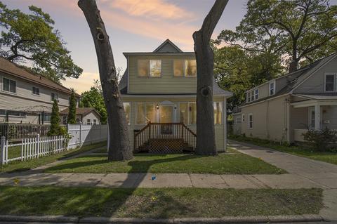 1632 Sanford, Muskegon, MI 49441