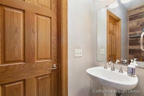 741 Kellogg, Ionia, MI 48846 photo 18