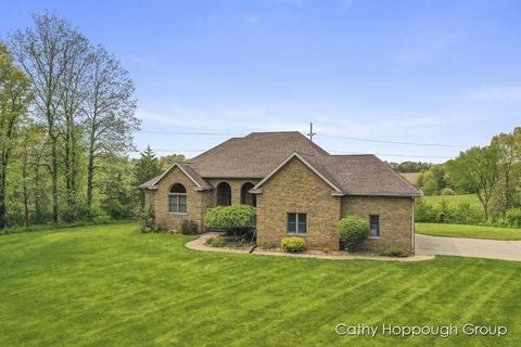 741 Kellogg, Ionia, MI 48846 photo 40