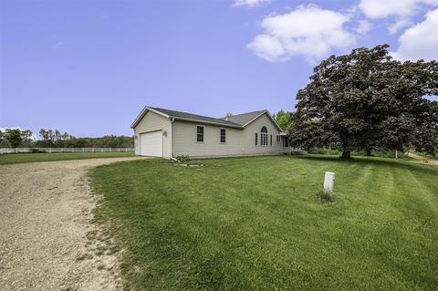 10361 County Line, Schoolcraft, MI 49087