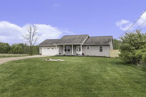 10300 S Willow, Grant, MI 49327 photo 1