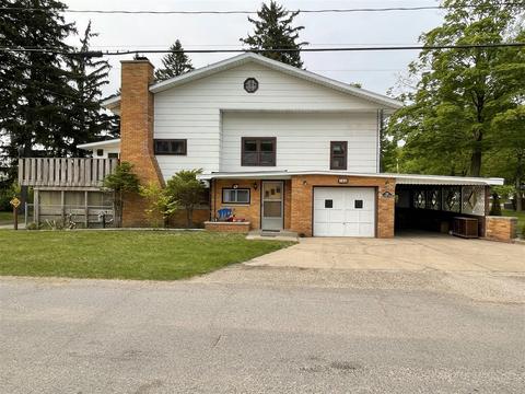 108 W Market, Whitehall, MI 49461