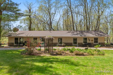 731 13 Mile, Sparta, MI 49345