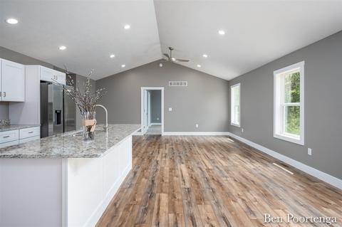 12818 Links Ln NE, Gowen, MI 49326 photo 11