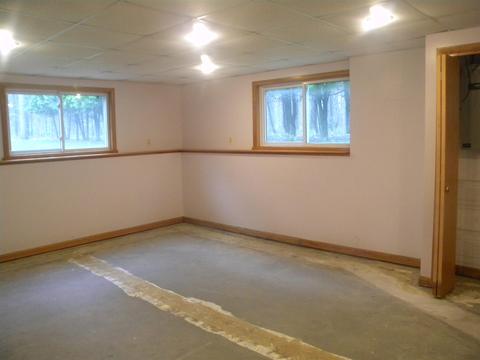 4836 Red Pne, Grant, MI 49327 photo 18
