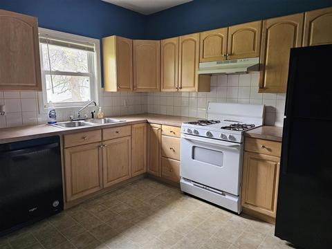 406 Linden St, Big Rapids, MI 49307 photo 7