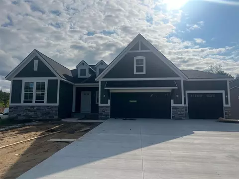 3944 Autumn Acres, Rockford, MI 49341