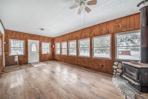 9550 Richmond, Belding, MI 48809 photo 9
