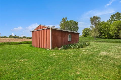 9550 Richmond, Belding, MI 48809 photo 33