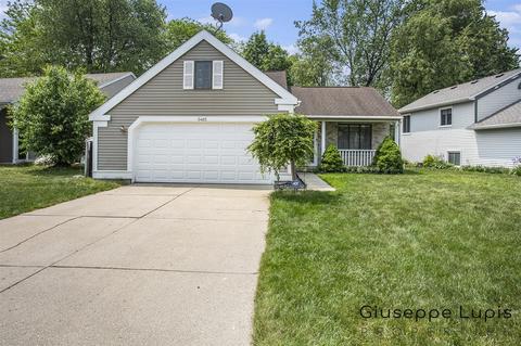5465 Brittany, Kentwood, MI 49548