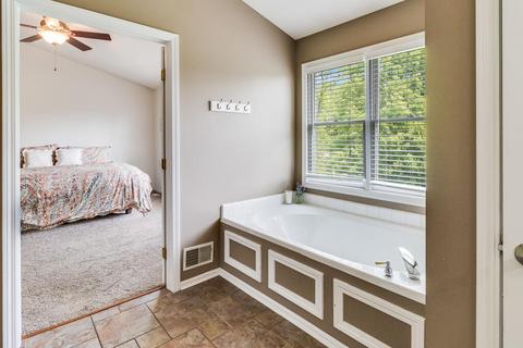 4411 Hickory Grove Ct NE, Ada, MI 49301 photo 18