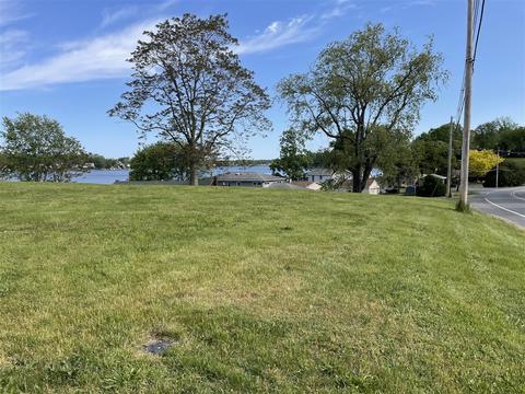 5016 N Watervliet, Watervliet, MI 49098