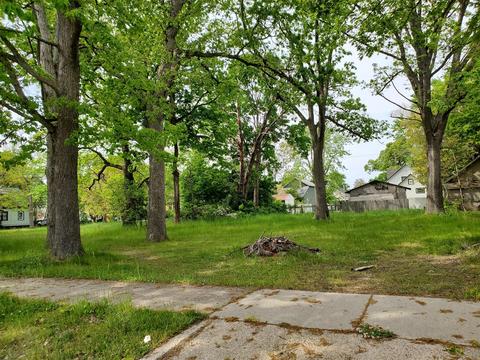 350 Allen, Muskegon, MI 49442