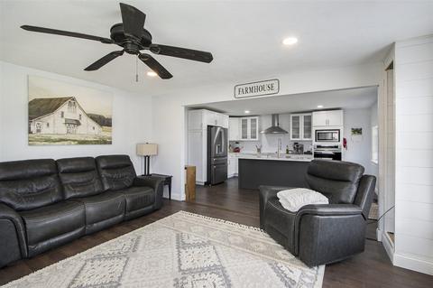 12330 E T, Scotts, MI 49088 photo 6