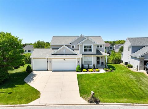 6651 Winter Crk, Norton Shores, MI 49444