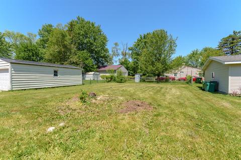196 Wellworth, Springfield, MI 49037 photo 16