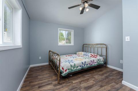 196 Wellworth, Springfield, MI 49037 photo 12
