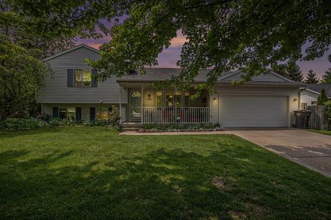 5711 Loftwood, Kentwood, MI 49508