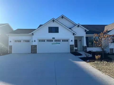 8337 Autumn Acres, Rockford, MI 49341