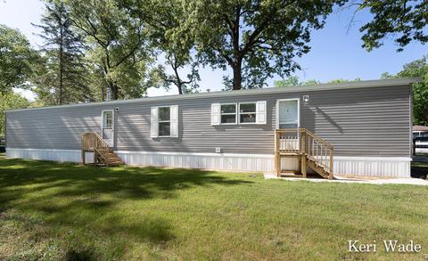 2372 Elm, Twin Lake, MI 49457