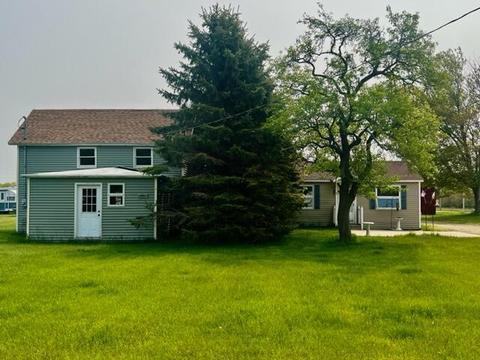 12491269 Lakeshore, Manistee, MI 49660