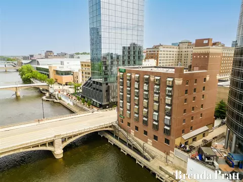 252 Pearl #5D, Grand Rapids, MI 49503