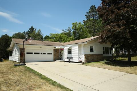 227 S Sears, Reed City, MI 49677