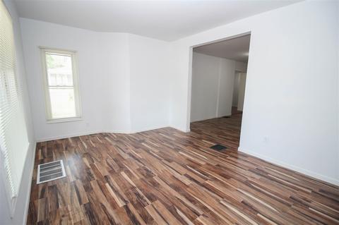 188 E Michigan Ave, Three Rivers, MI 49093 photo 6