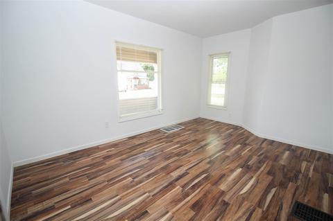 188 E Michigan Ave, Three Rivers, MI 49093 photo 5