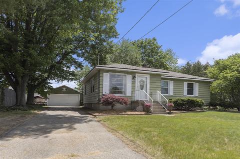 740 Lyles, Kentwood, MI 49548