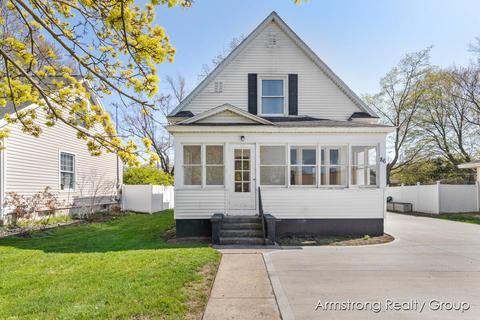 86 W 32nd, Holland, MI 49423