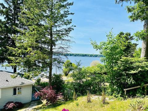 1503 Carleton, Whitehall, MI 49461 photo 4