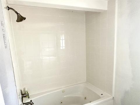 212 W Lakeview St, Crystal, MI 48818 photo 8