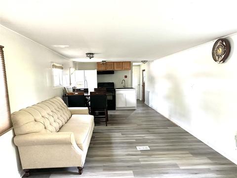 212 W Lakeview St, Crystal, MI 48818 photo 4