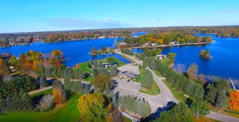 11555 Maple Ridge Dr, Canadian Lakes, MI 49346