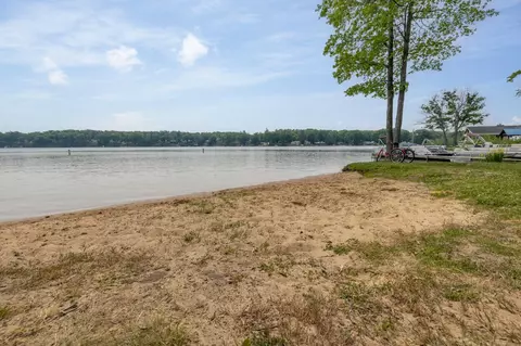 688 W Mohawk, White Cloud, MI 49349 photo 34