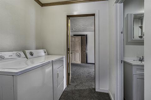132 N Second, Cassopolis, MI 49031 photo 14