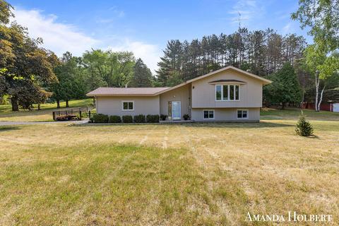 6160 Myers Lk, Rockford, MI 49341