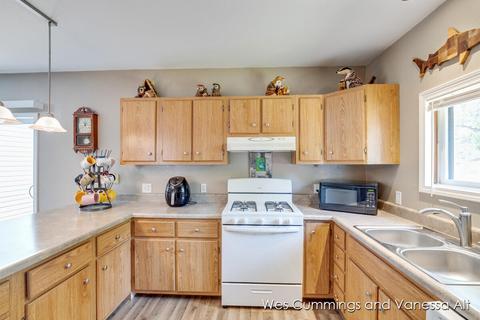 211 N N Ml, Stanton, MI 48888 photo 12