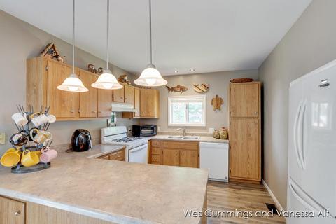 211 N N Ml, Stanton, MI 48888 photo 11