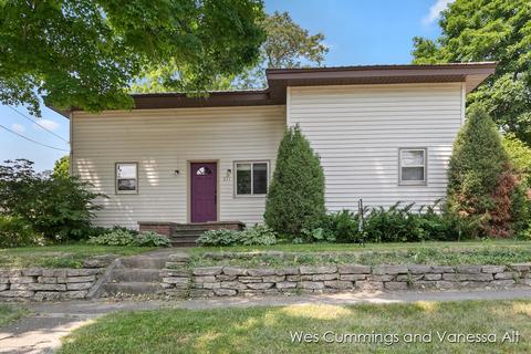 211 N N Ml, Stanton, MI 48888 photo 1